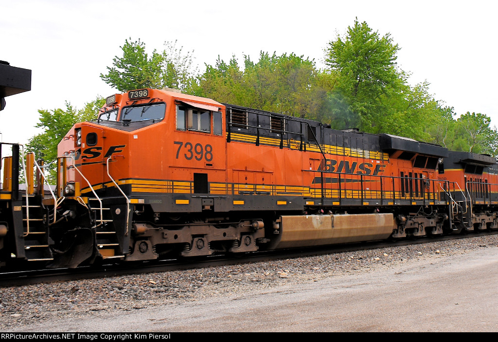 BNSF 7398